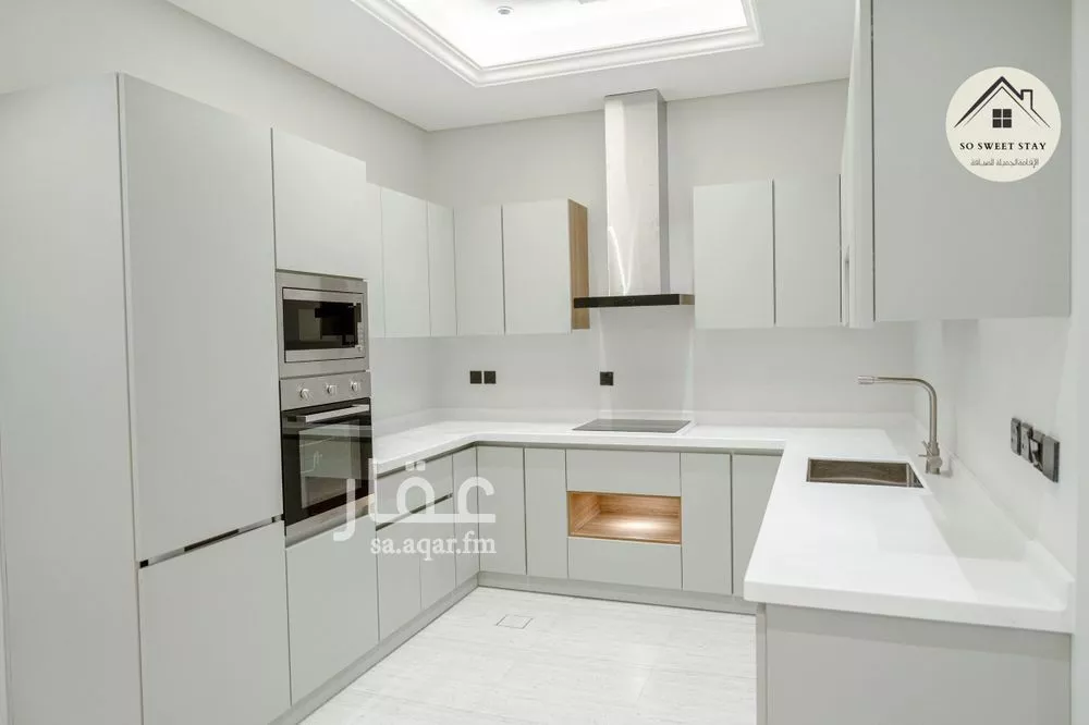 3 bedroom apartment in Al Malqa 13