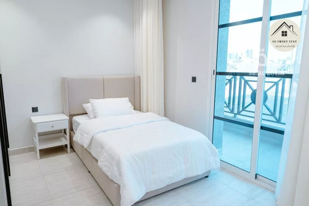 3 bedroom apartment in Al Malqa 16