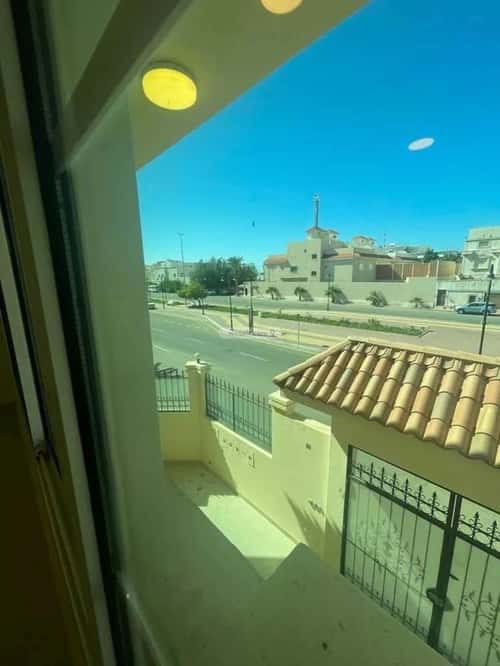 9 bedroom villa in Al Shati 9