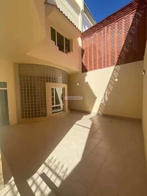 9 bedroom villa in Al Shati 4
