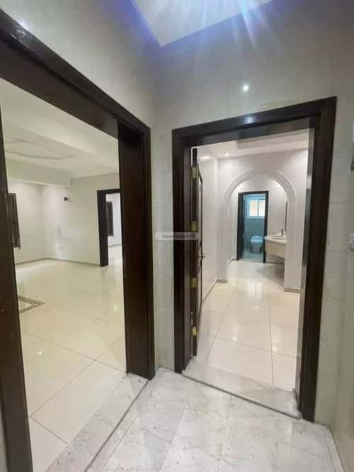 5 bedroom apartment in Al Rawdah 3