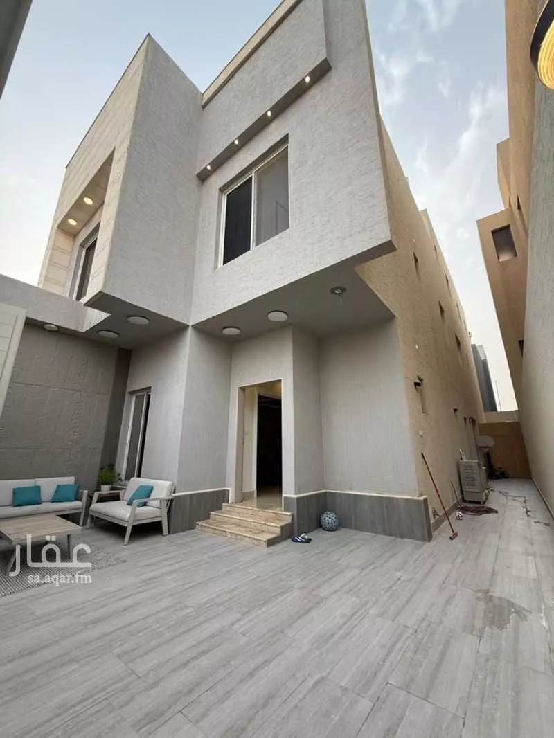5 bedroom villa in Al Narjis 2