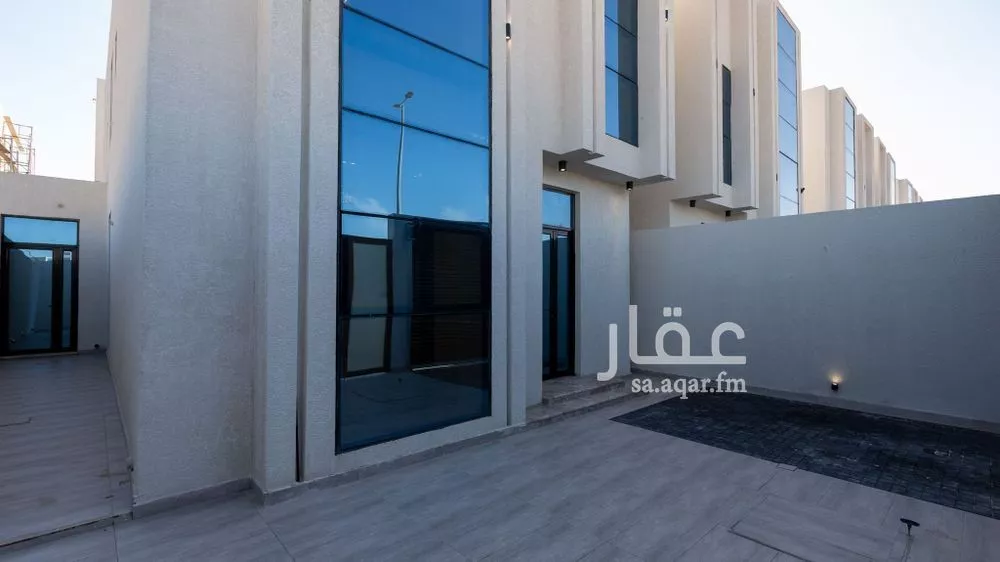 6 bedroom villa in Ash Sharq, Eastern Province 10