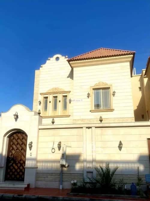 8 bedroom villa in As Sawari 4