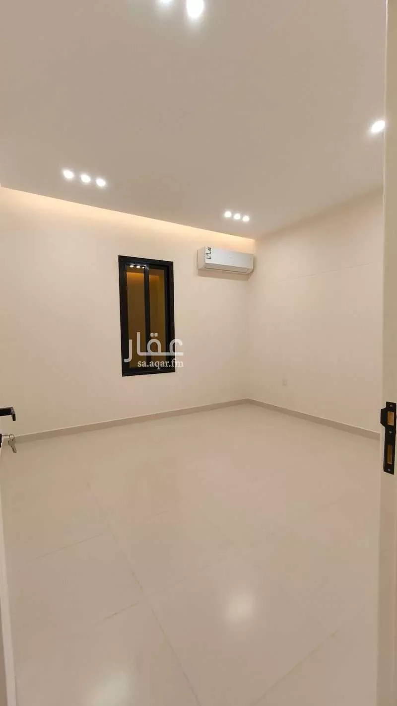 4 bedroom apartment in Hajar, Eastern Province 15