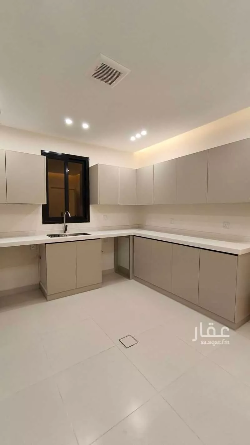 4 bedroom apartment in Hajar, Eastern Province 16