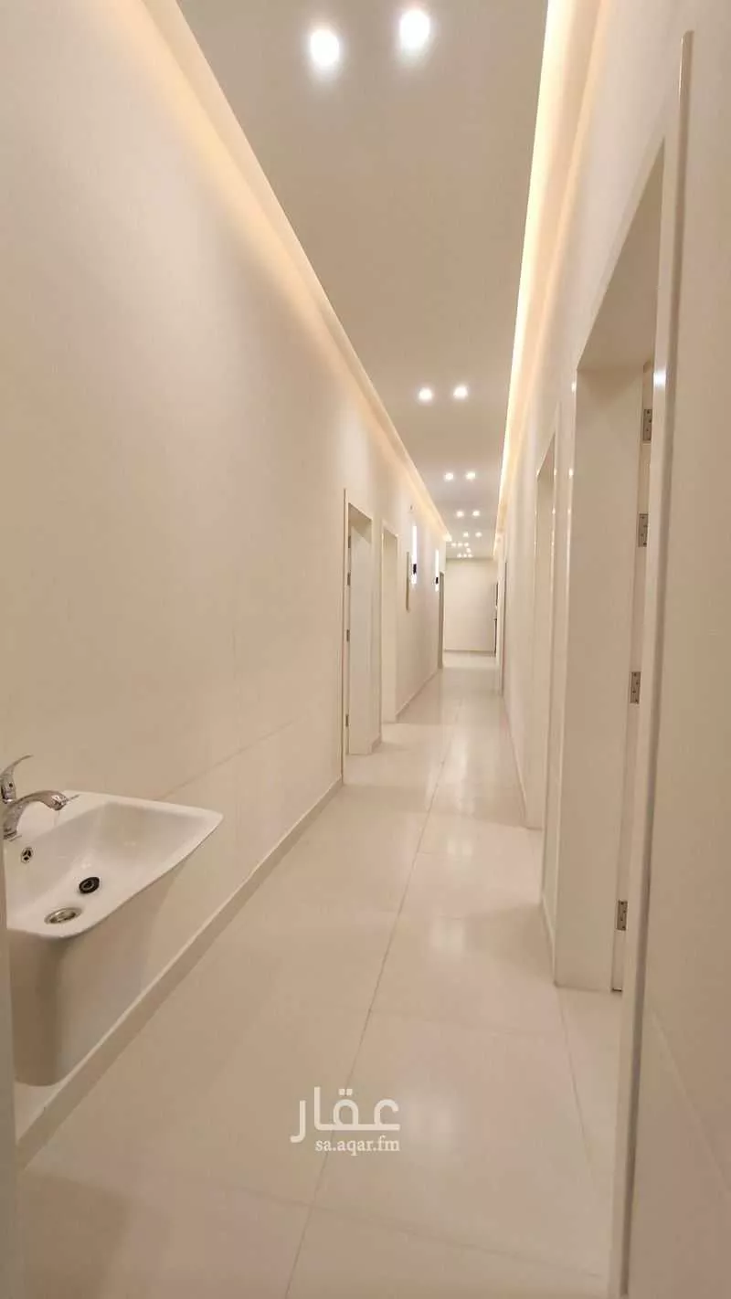 4 bedroom apartment in Hajar, Eastern Province 7