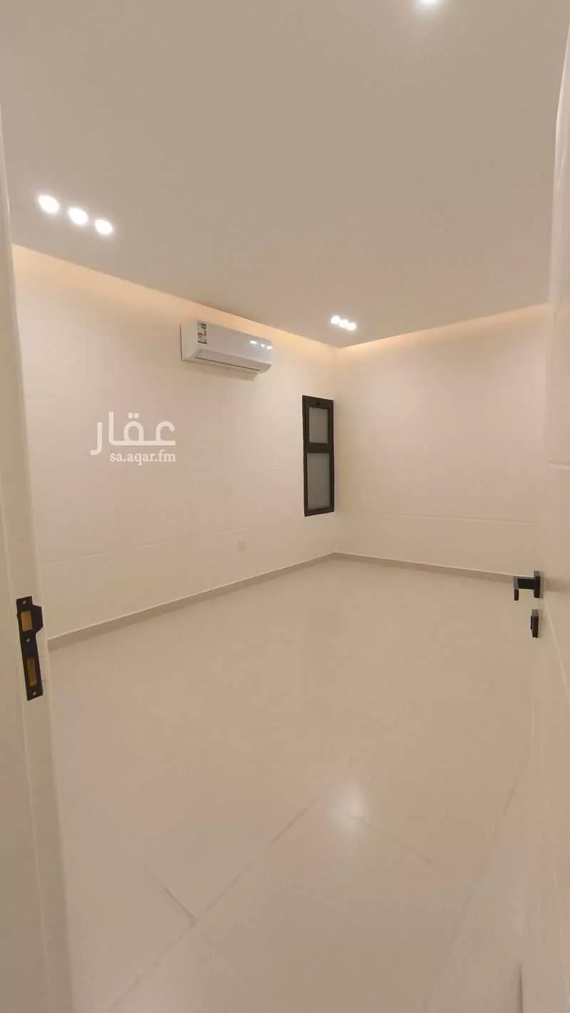 4 bedroom apartment in Hajar, Eastern Province 10