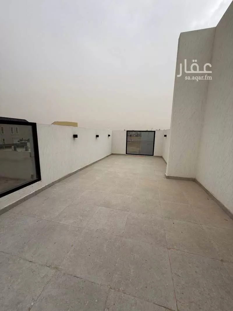 2 bedroom floor in Al Qairawan 4