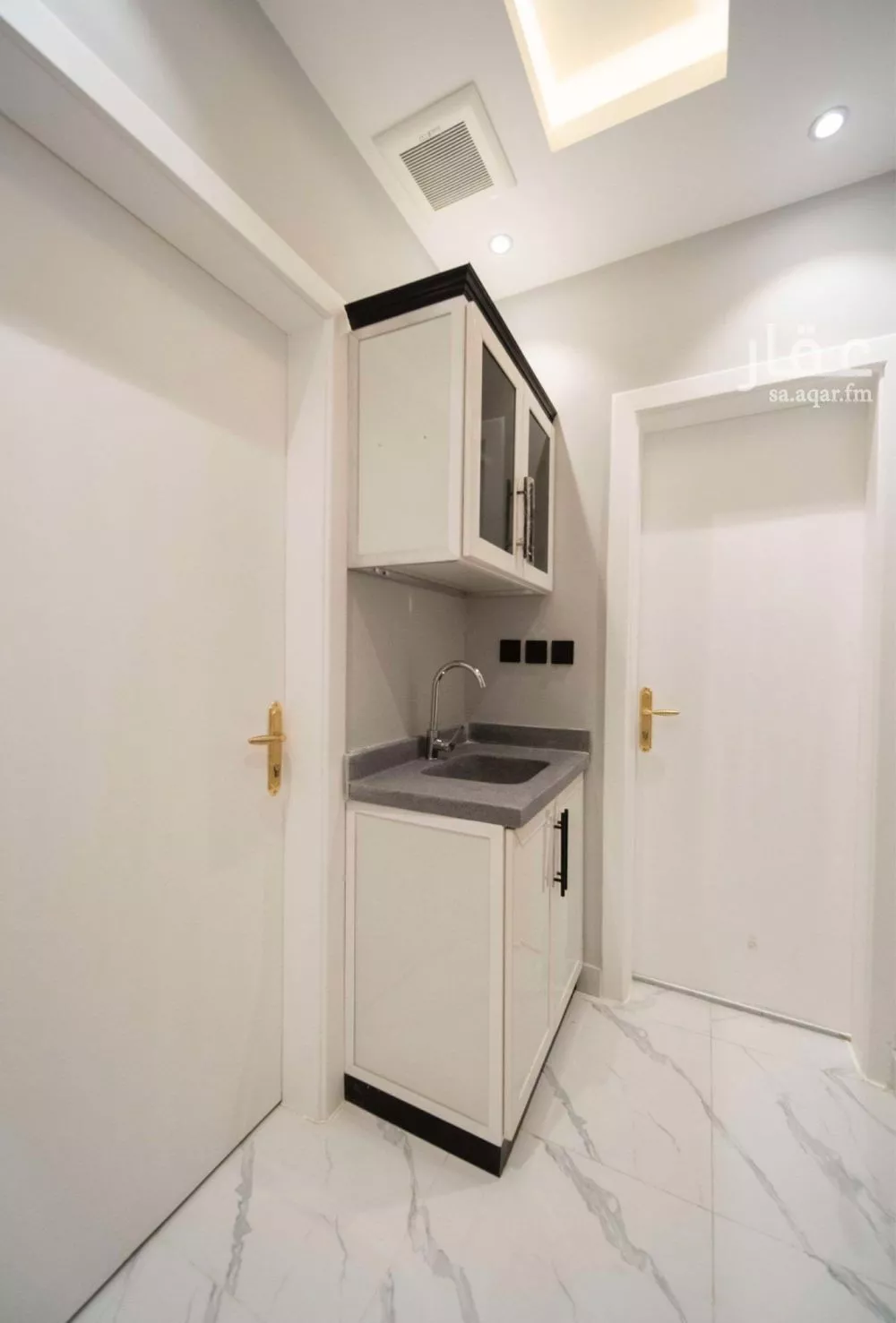 1 bedroom apartment in Al Malqa 7