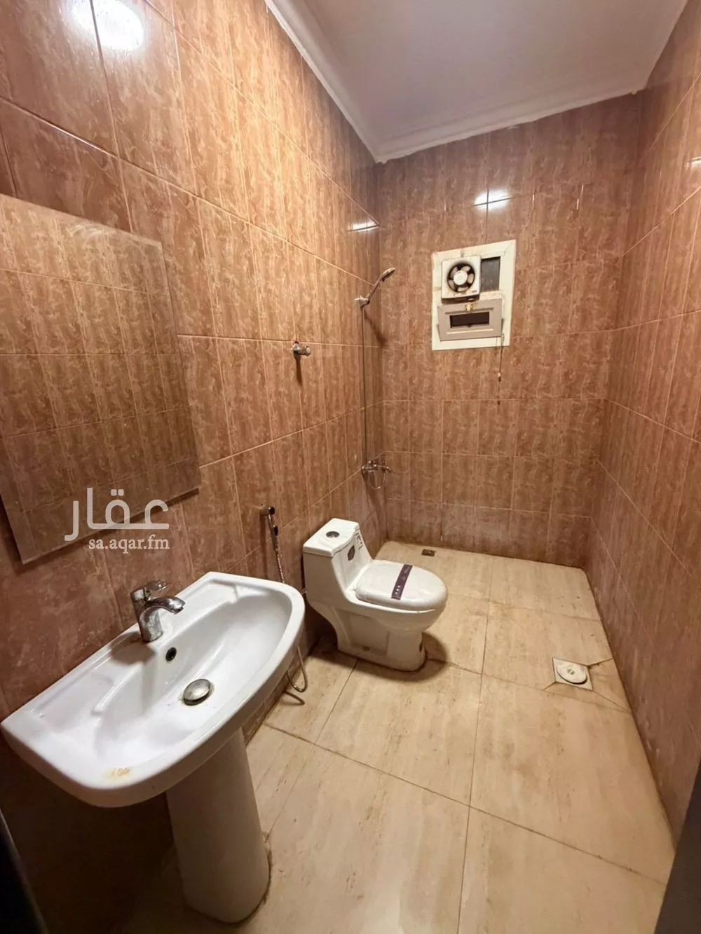 3 bedroom apartment in Al Aridh 5