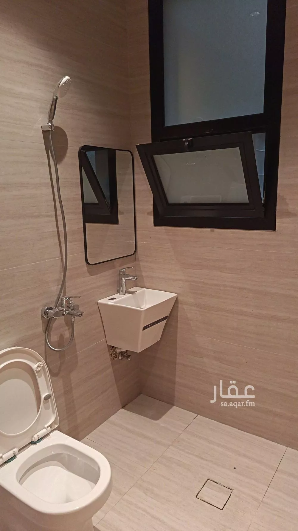 شقة 3 غرف في العارض 9