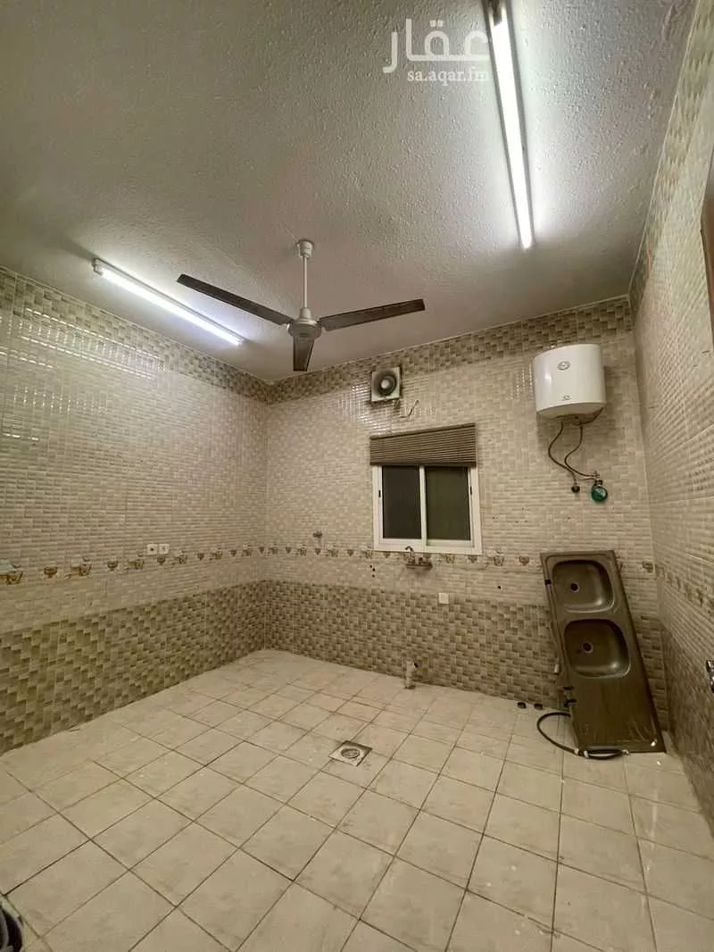 3 bedroom floor in Al Rimal 7