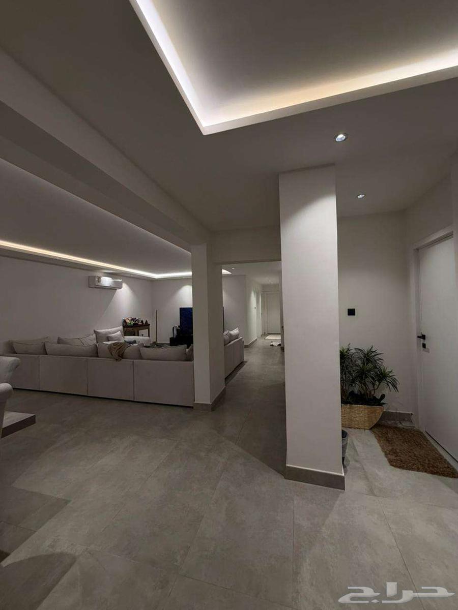 3 bedroom apartment in Al Malqa 3