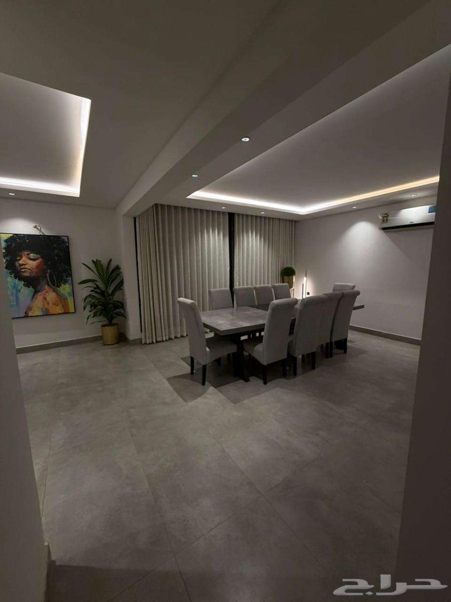 3 bedroom apartment in Al Malqa 5