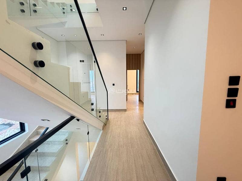 5 bedroom villa in Al Mahdiyyah, Riyadh 9