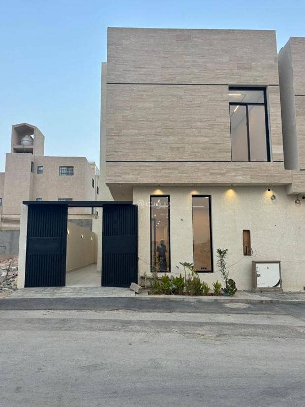 5 bedroom villa in Al Mahdiyyah, Riyadh 25