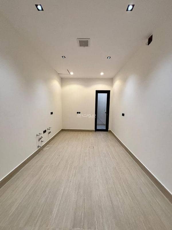 5 bedroom villa in Al Mahdiyyah, Riyadh 29