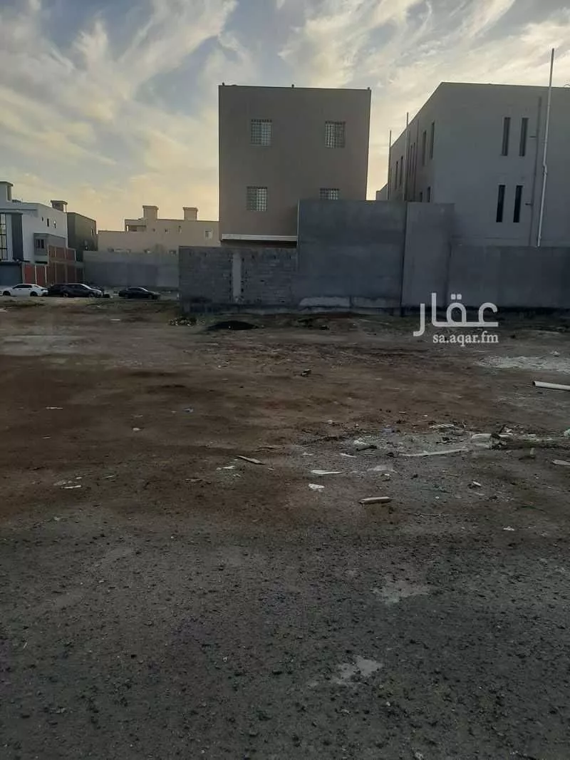 375 sqm land in Az Zomorod 2
