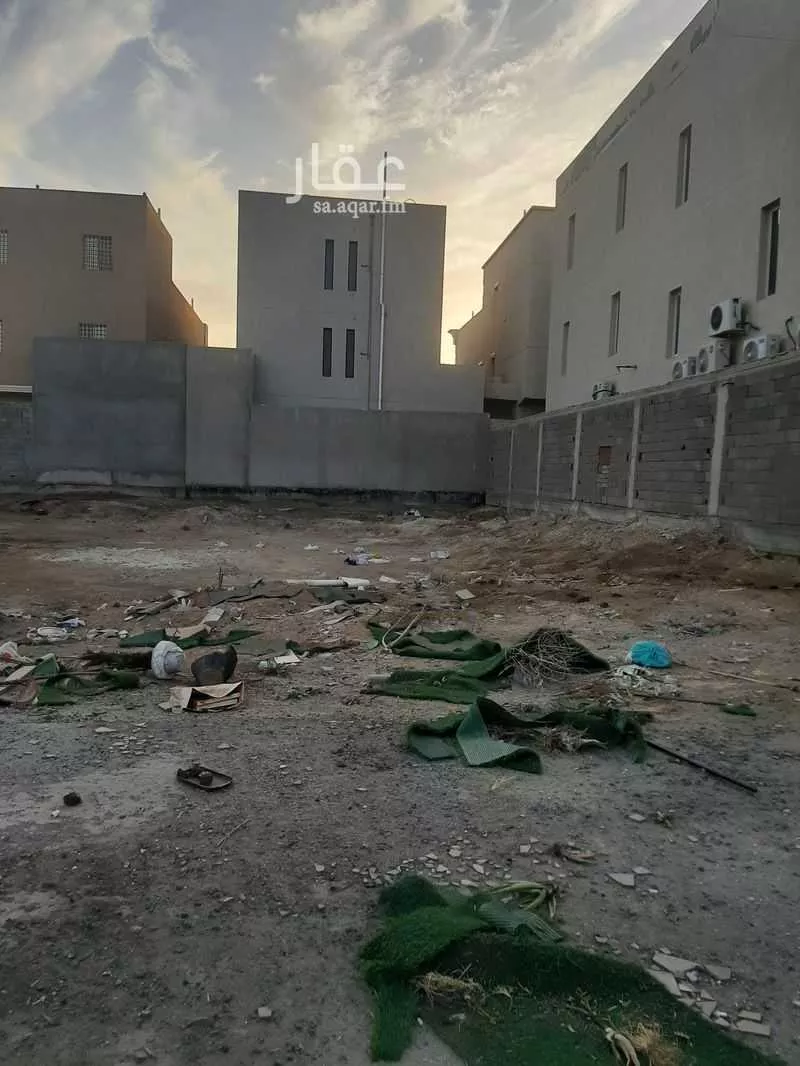 375 sqm land in Az Zomorod 5