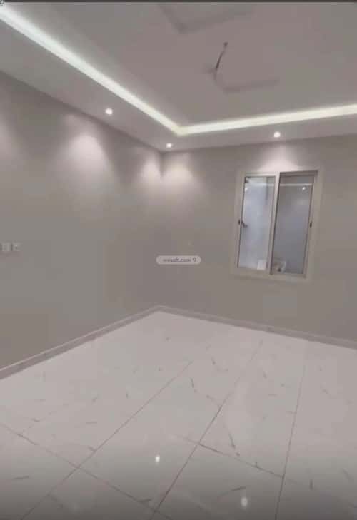 5 bedroom apartment in Muraykh 7
