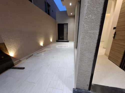 5 bedroom villa in Granada 14