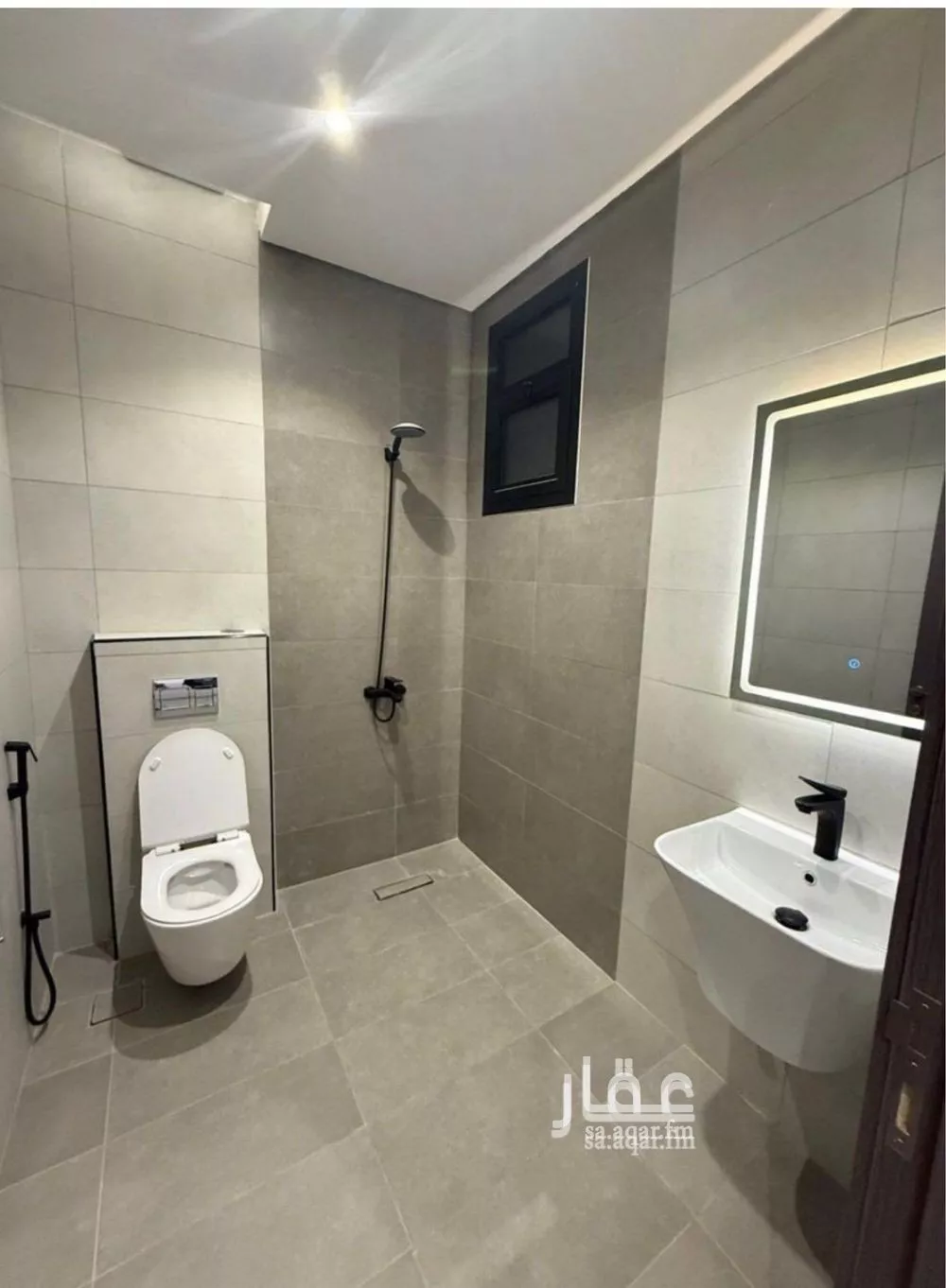 3 bedroom apartment in Ishbiliyah, Riyadh 6