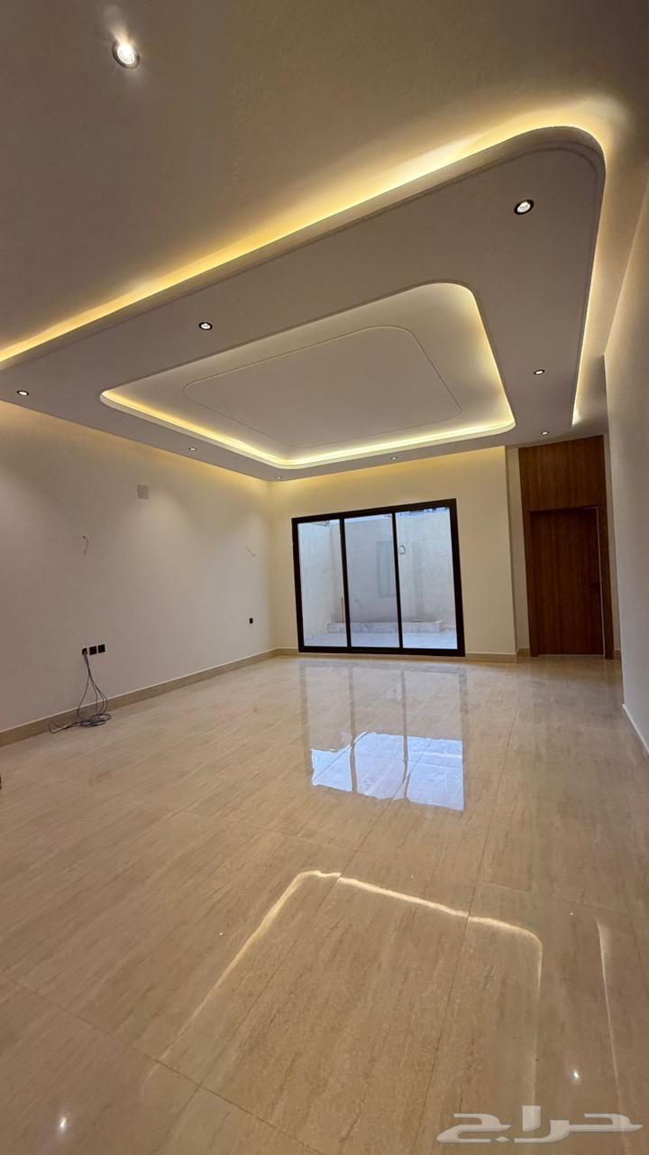 5 bedroom villa in Al Mahdiyyah 14