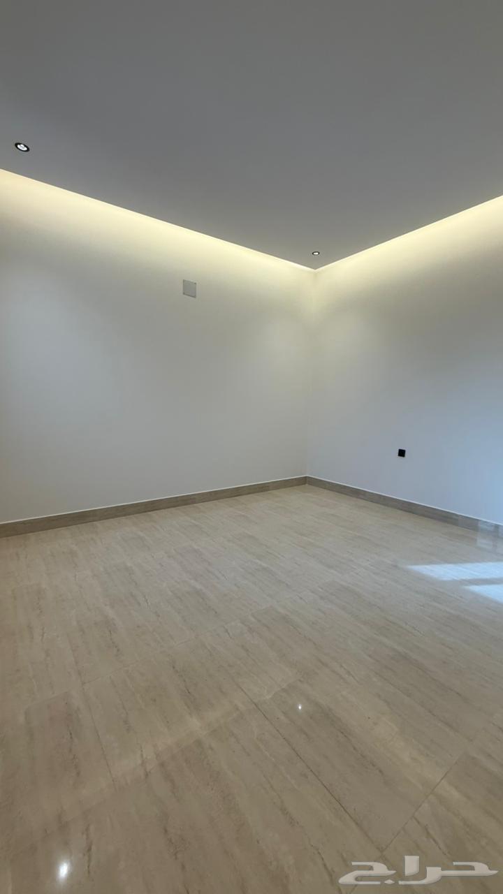 5 bedroom villa in Al Mahdiyyah 15