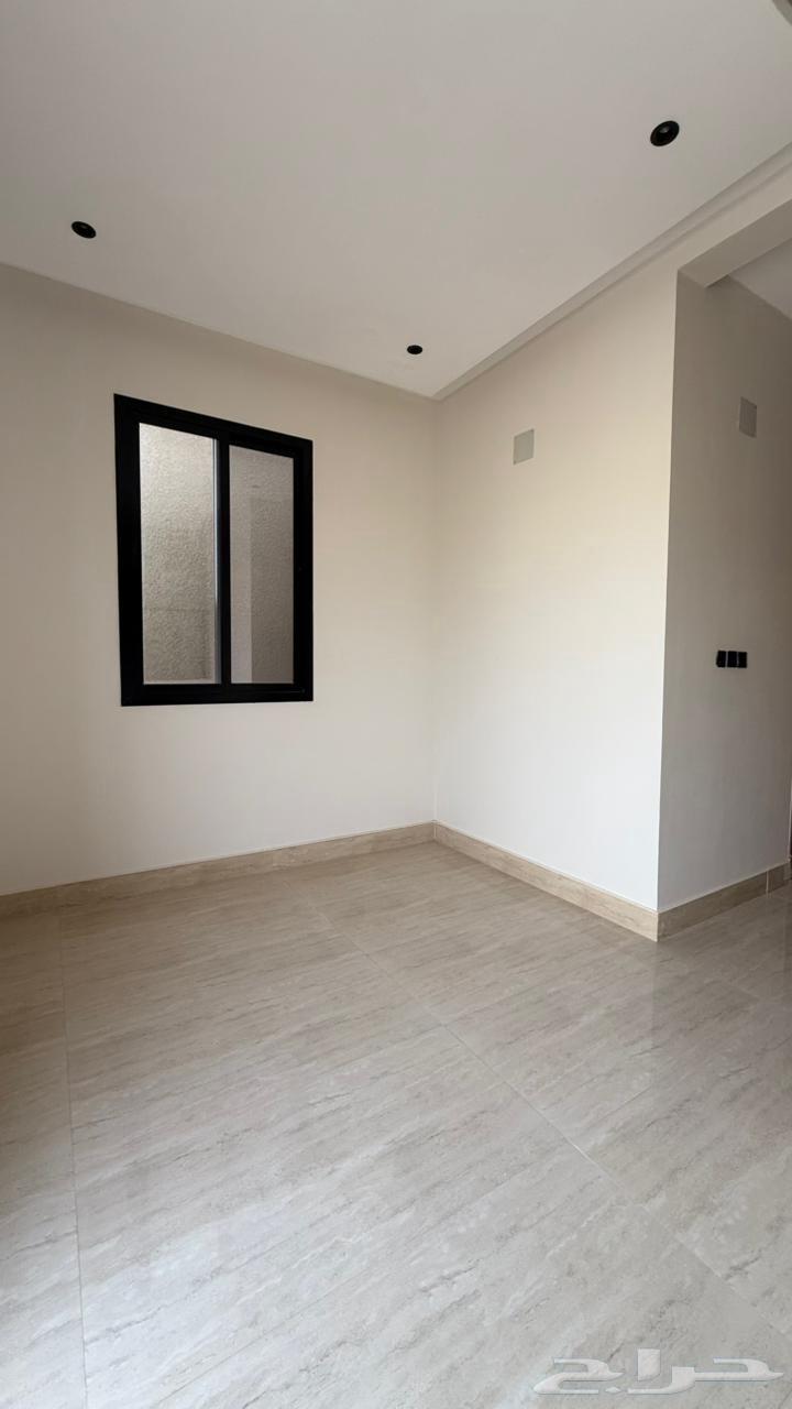 5 bedroom villa in Al Mahdiyyah 4