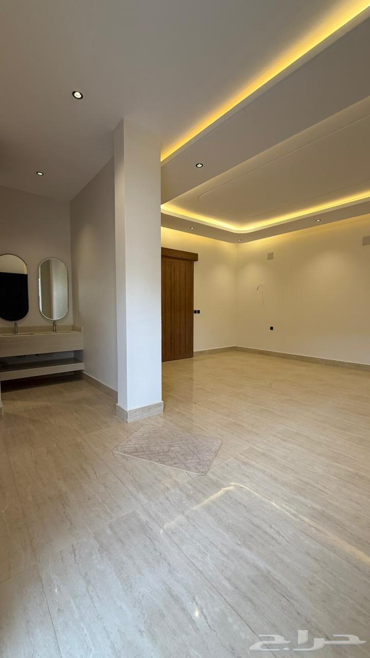 5 bedroom villa in Al Mahdiyyah 9