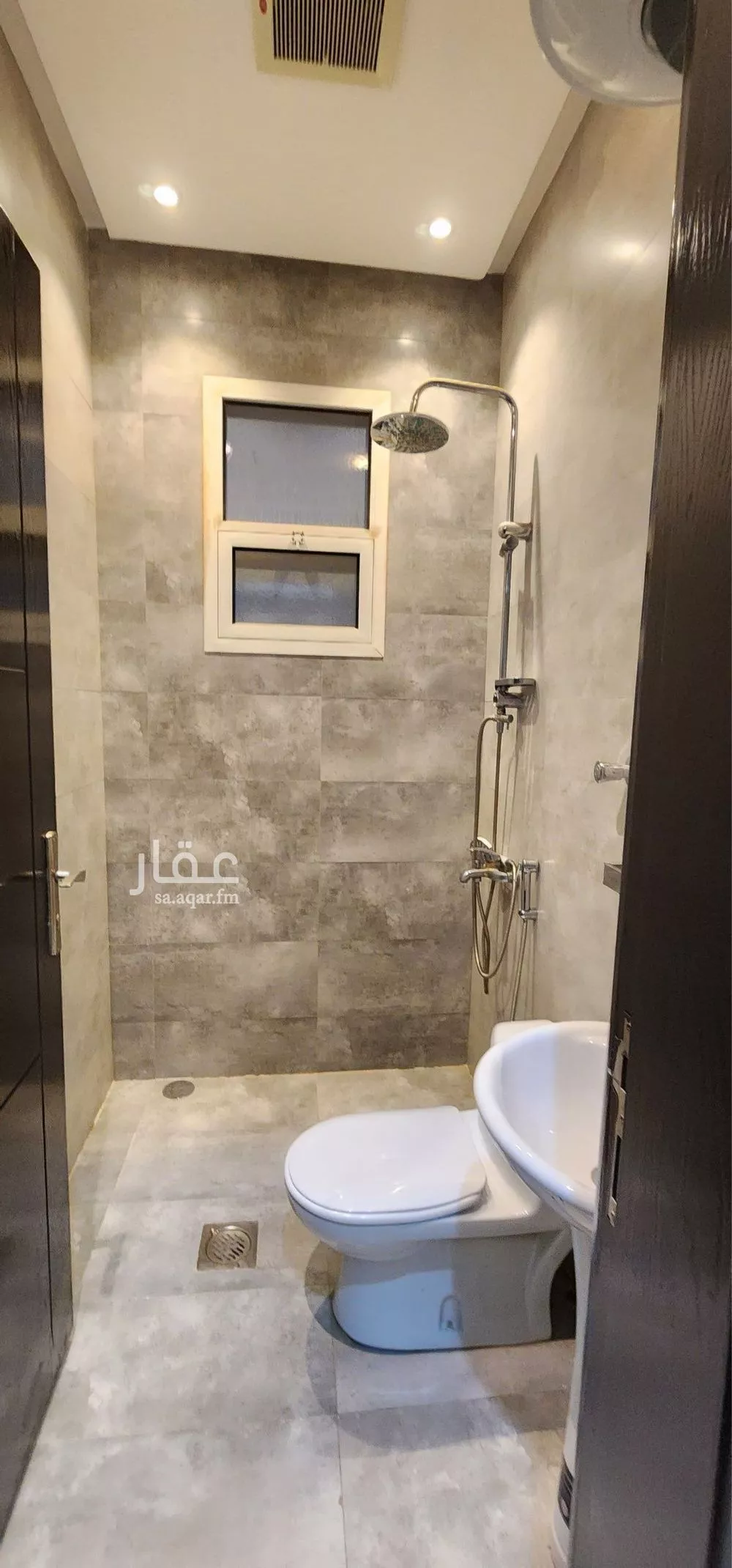 5 bedroom villa in Al Qairawan, Riyadh 11