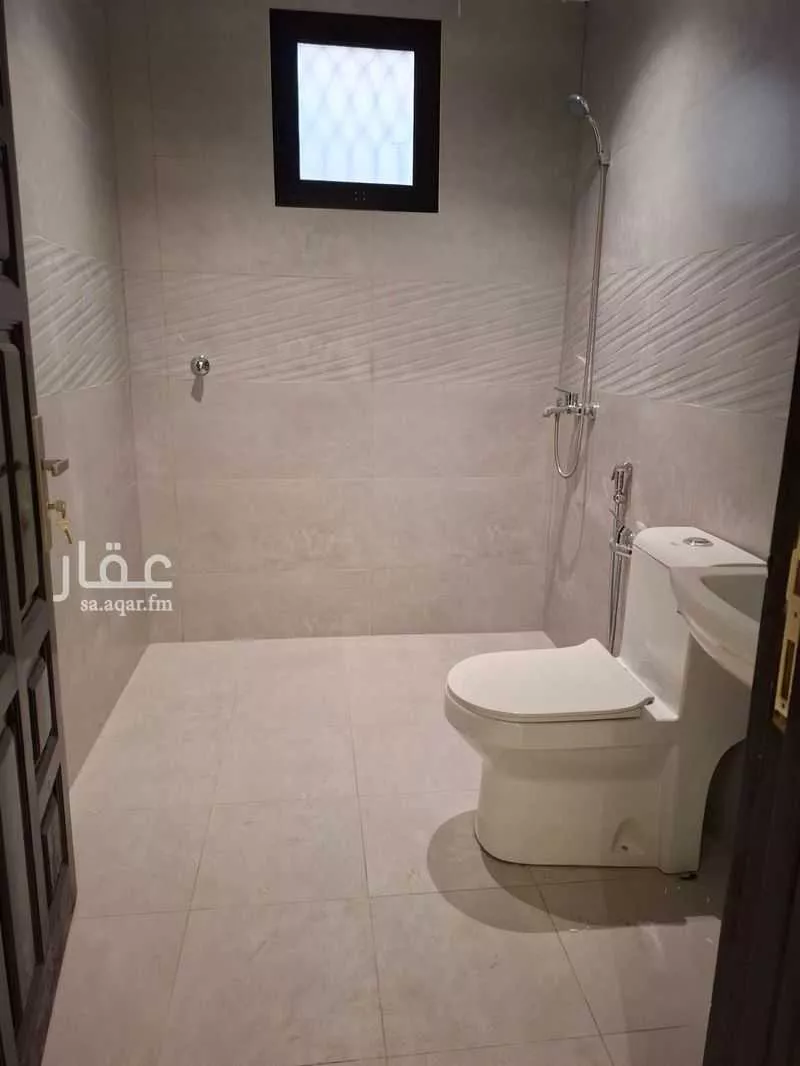 5 bedroom villa in King Faisal, Riyadh 4