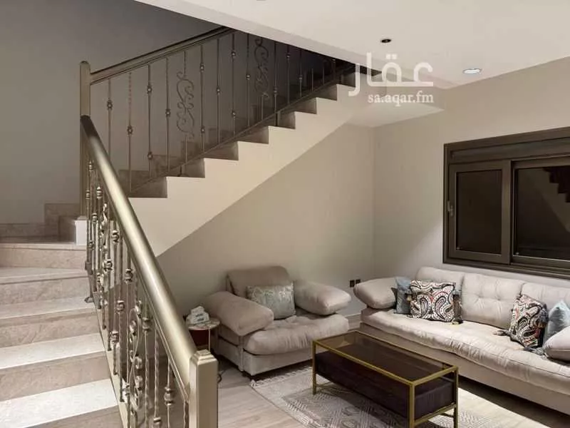 4 bedroom villa in Al Narjis 6