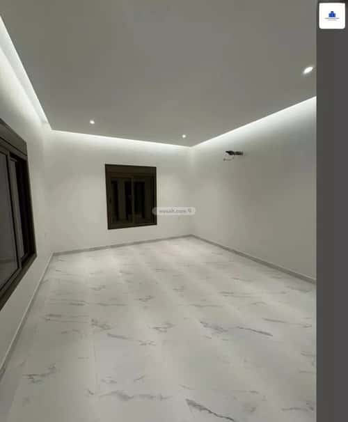 3 bedroom apartment in Al Rabwa 8