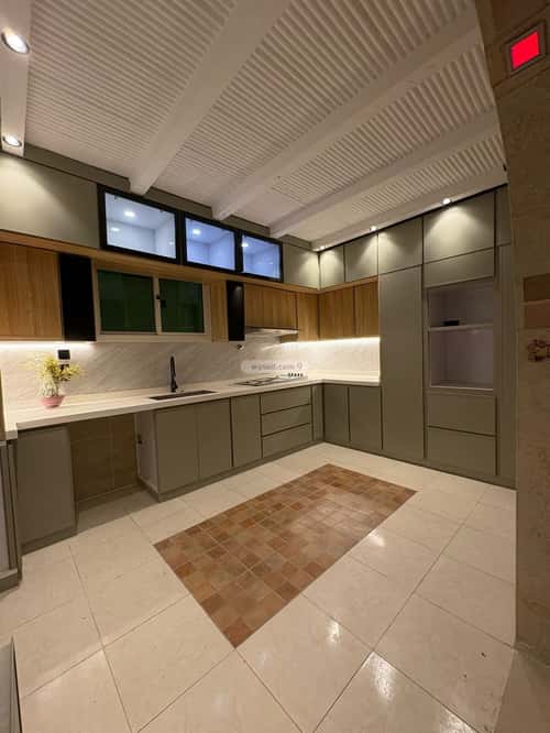 5 bedroom apartment in Al Safaa 1