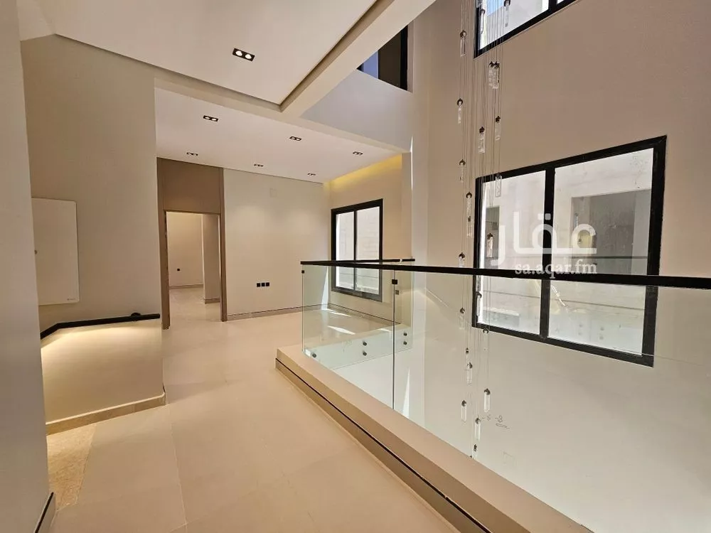 5 bedroom villa in Al Maizilah 23