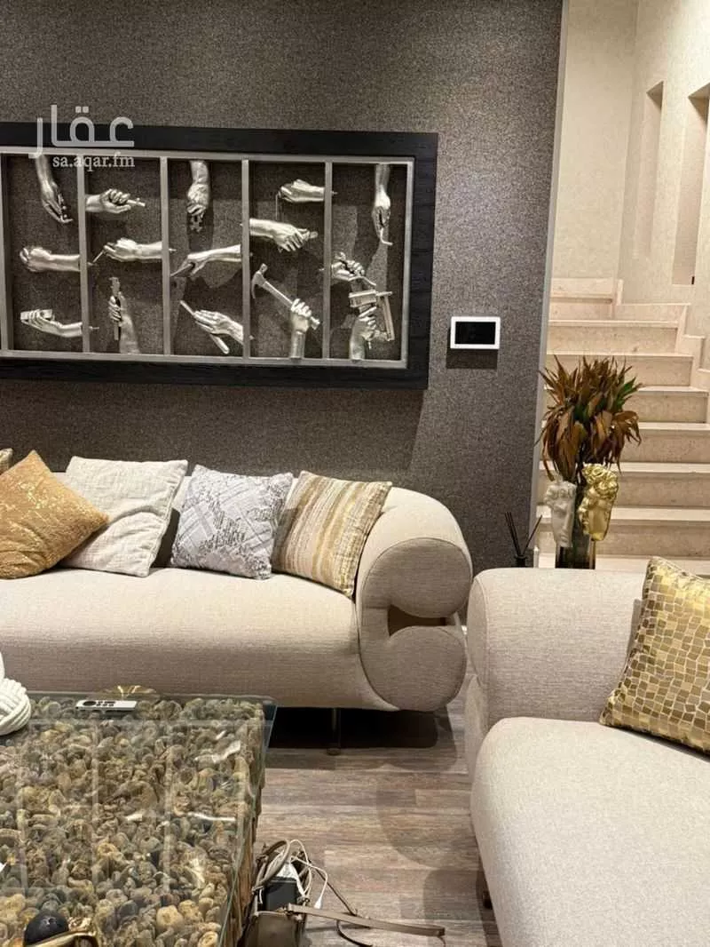 4 bedroom villa in Irqah, Riyadh 5