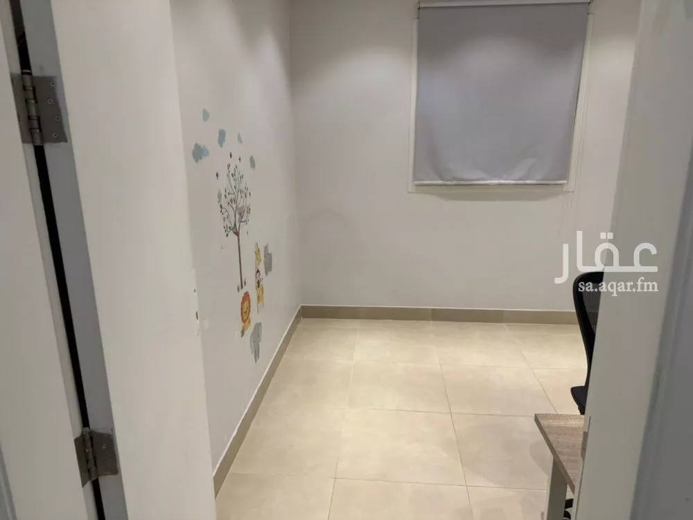 3 bedroom apartment in Al Malqa 5