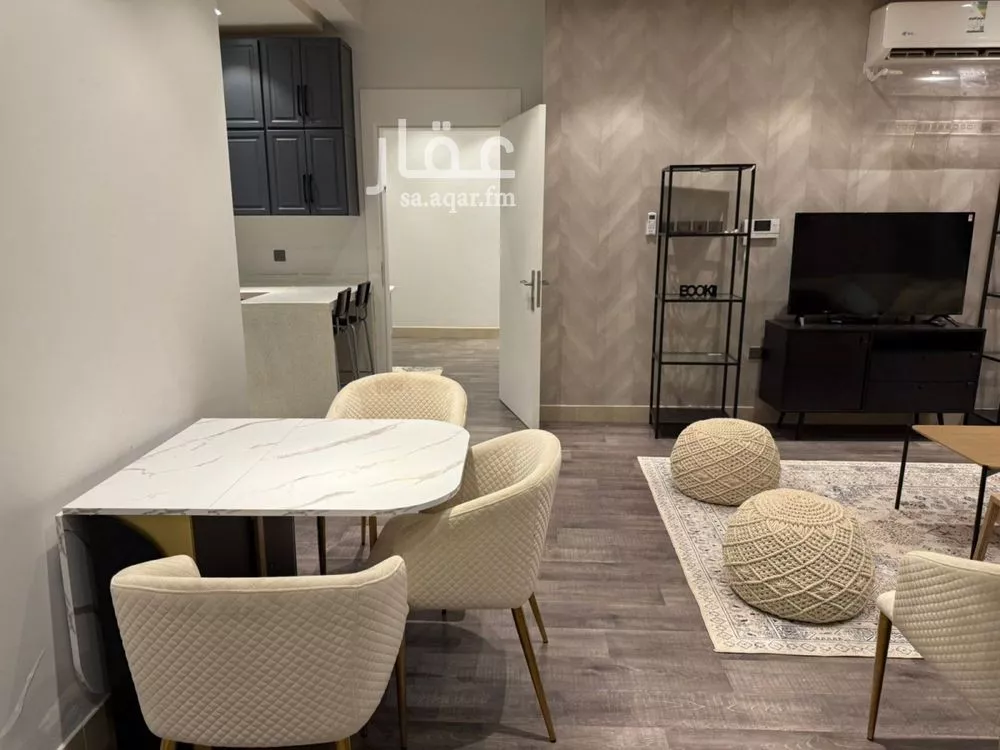 3 bedroom apartment in Al Malqa 6