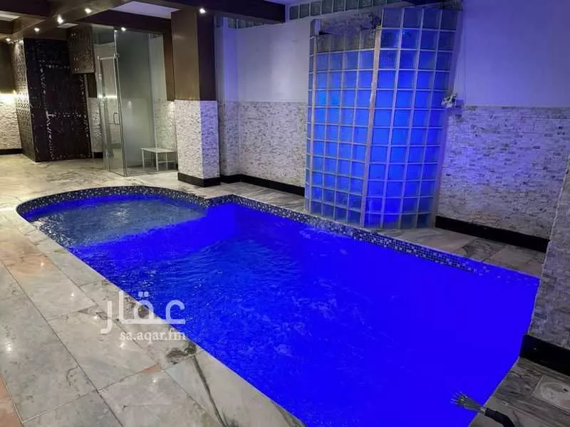5 bedroom villa in Shubra, Riyadh 18