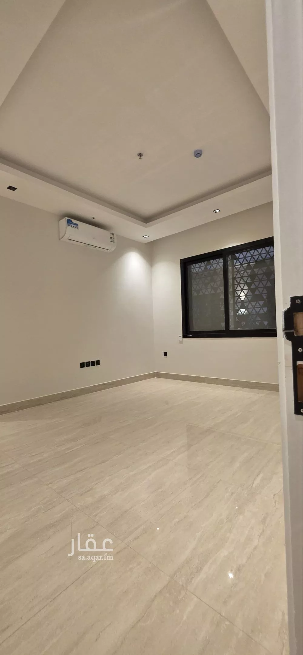3 bedroom apartment in Al Malqa 8