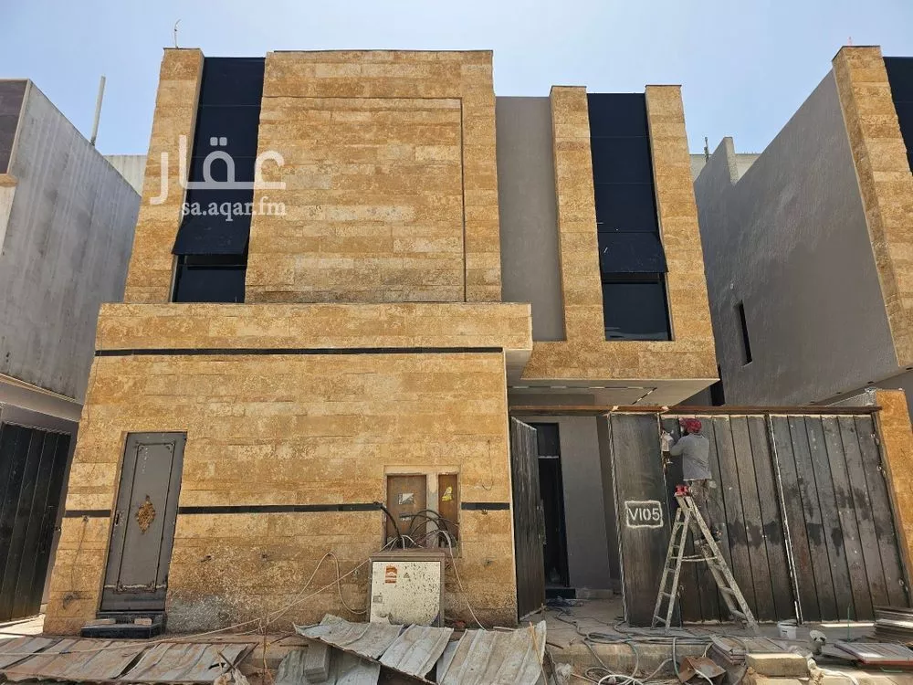 4 bedroom villa in Al Maizilah 2