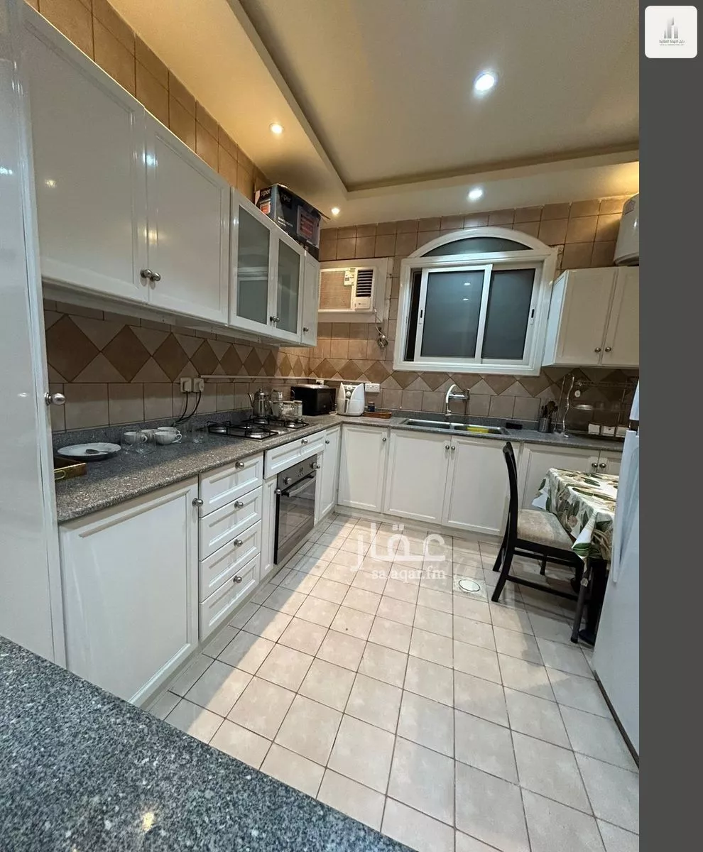 3 bedroom floor in Al Hamra 4