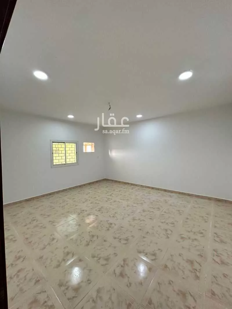4 bedroom apartment in Mudhainib, Madinah 4