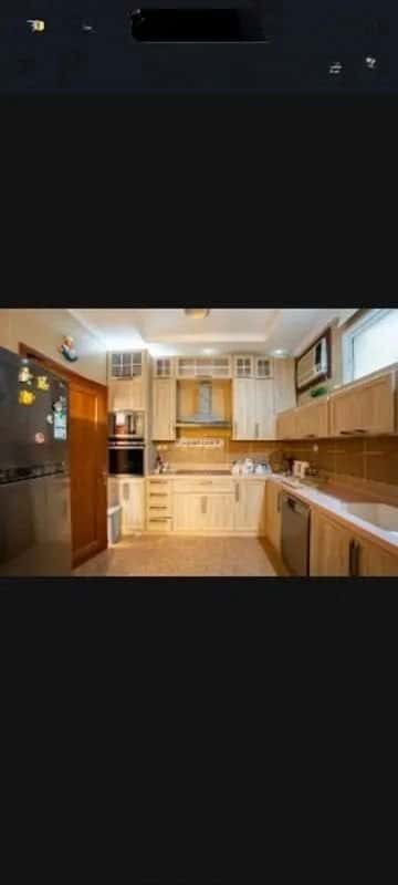 10 bedroom villa in Al Yaqout 5