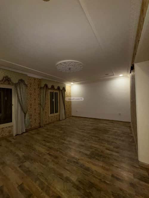 3 bedroom apartment in Al Rawdah 4