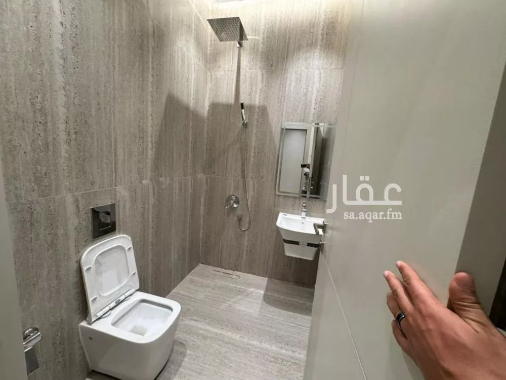 شقة 4 غرف في النرجس 9