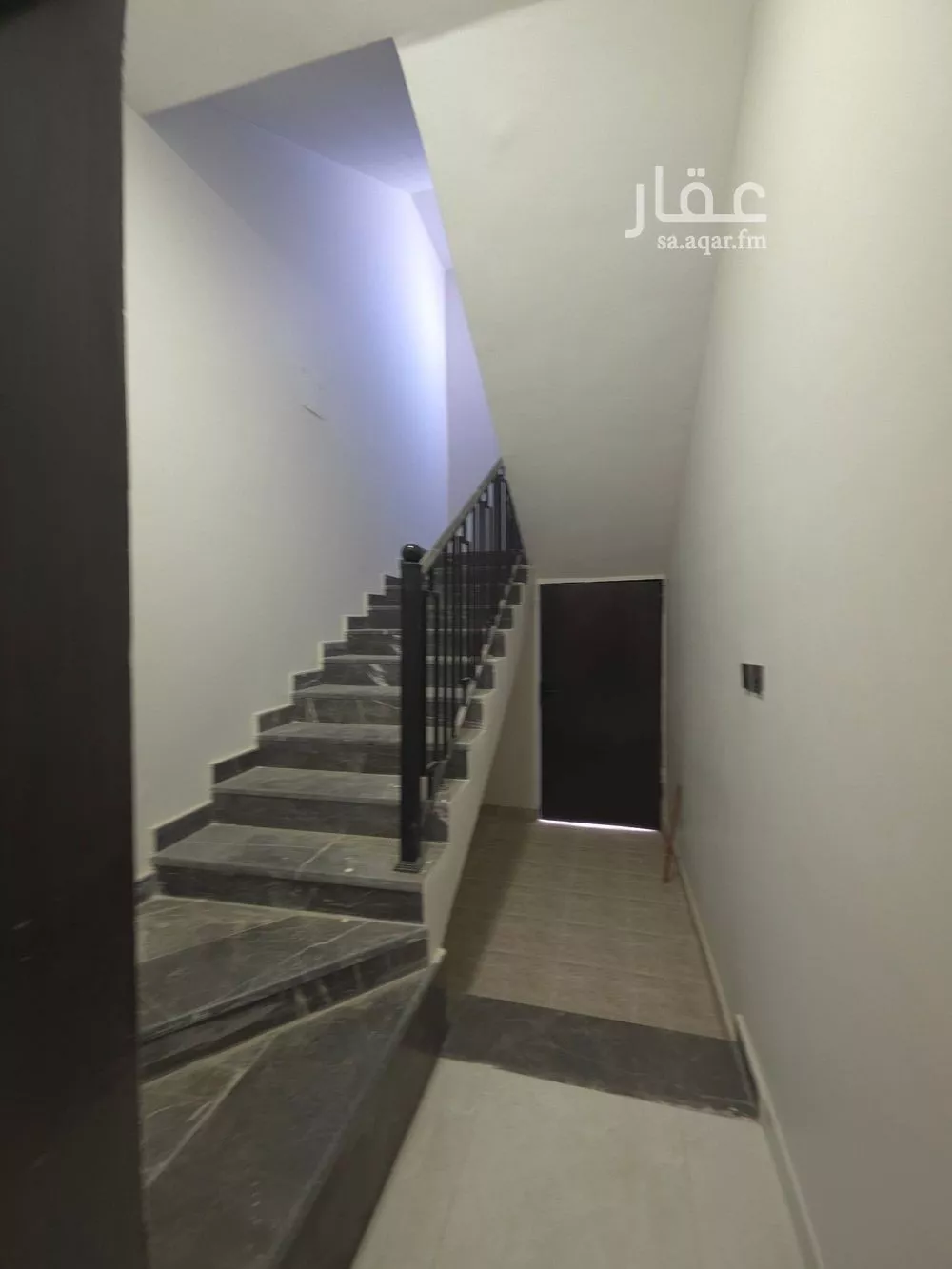 5 bedroom apartment in Al Janadriyah 12