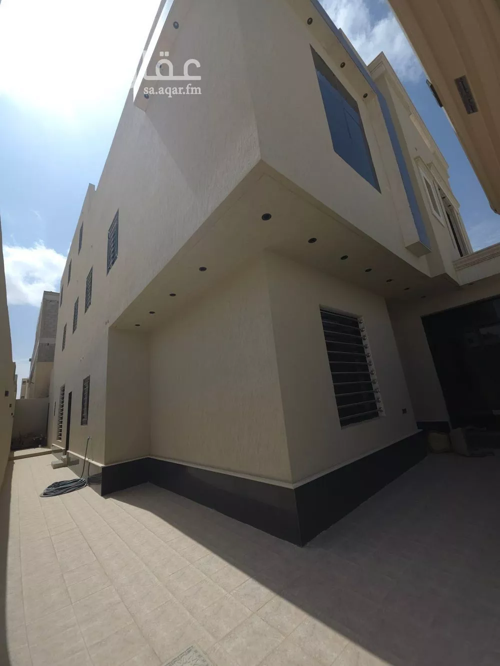 5 bedroom apartment in Al Janadriyah 14